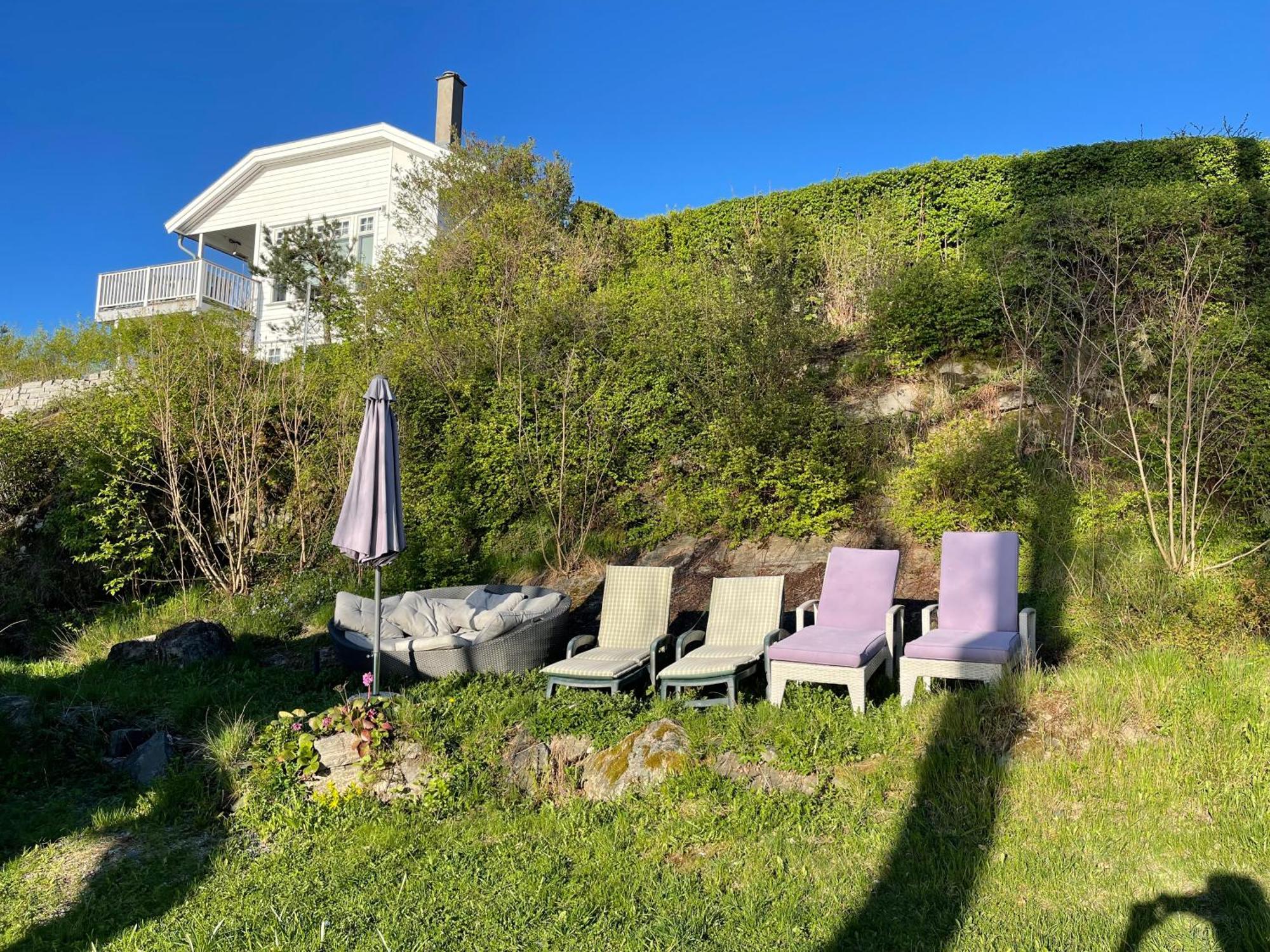 Nice Apartment With1 Bedroom Separate Living Room With A Sofa Bed And A Tiny Kitchen A Bathroom Located In Nordstrand Near By The Sea For 3 Guests With A Garden And Grill 5 Extra Guests With Extra Cost In The Cabin With Sea View Just Outside The Apar Oslo Exterior foto
